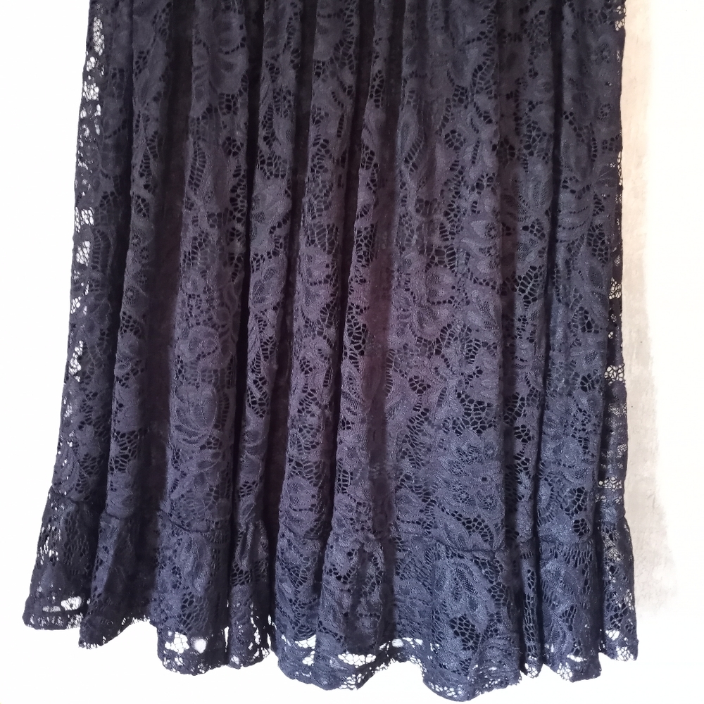 TORRID Black lace keyhole halter tiered skater dress plus size 1X - Picture 2 of 11